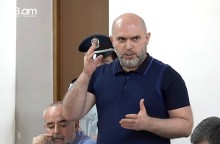 Ասում են՝ տուն ենք պահում. լա՛վ եք անում, բայց որքանո՞վ է ուրիշի տունը քանդելով՝ տուն պահելը ճիշտ. Արմեն Աշոտյան