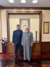 Էդուարդ Շարմազանովը հանդիպել է Մոսկվայի ու Համայն Ռուսիոյի Հայոց պատրիարքությունում հանդիպել է Նոր Նախիջևանի և Ռուսաստանի հայոց թեմի առաջնորդ Եզրաս արքեպիսկոպոս Ներսիսյանին