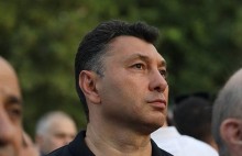 Դավիթը Բաքվի բանտում ավելի ազատ է, քան մենք, գերիների այնտեղ լինելը մեզ համար ամոթ է․ Էդուարդ Շարմազանով