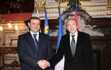 Քաղաքապետ Տարոն Մարգարյանը հանդիպել է Լիոնի քաղաքապետի հետ  
