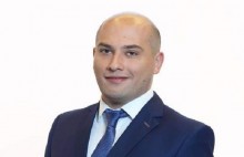 29 տարի անց «իբրև» Ամենայն Հայոց Հայրապետի դեմ պայքարի արդյունքում ներկայիս պաշտպանության նախարարը չեղարկում է այդ որոշումը․ Թադևոսյան