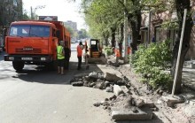 Առաջիկա օրերին կավարտվեն Նար-Դոսի և Չարենցի փողոցների ասֆալտապատման աշխատանքները