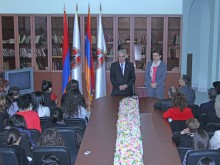 Անդամատոմսերի հանձնում  