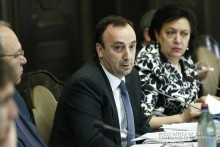 Եվրամիությունն աջակցում է ՔԿԱԳ ոլորտի բարեփոխմանը Տիգրան Սարգսյանի համոզմամբ քաղաքացիները դրական են արձագանքում ծառայությունների որակի բարձրացմանը ԱՄՆ ՄԶԳ-ն դրամաշնորհ է հատկացնում շտապ բուժ