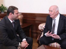 Տարոն Մարգարյանը հյուրընկալել է Ալեքսանդր և Միքայել Մանթաշովներին   