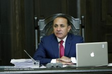 Կառավարության նիստից առաջ վարչապետն անդրադարձել է փոքր և միջին ձեռնարկատերերի խնդիրներին