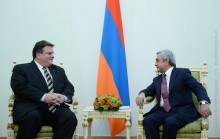 PRESIDENT RECEIVES LITHUANIAN FOREIGN MINISTER LINAS LINKEVICIUS