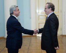 NEWLY-APPOINTED BELGIAN AMBASSADOR TO ARMENIA PRESENTS HIS CREDENTIALS TO PRESIDENT